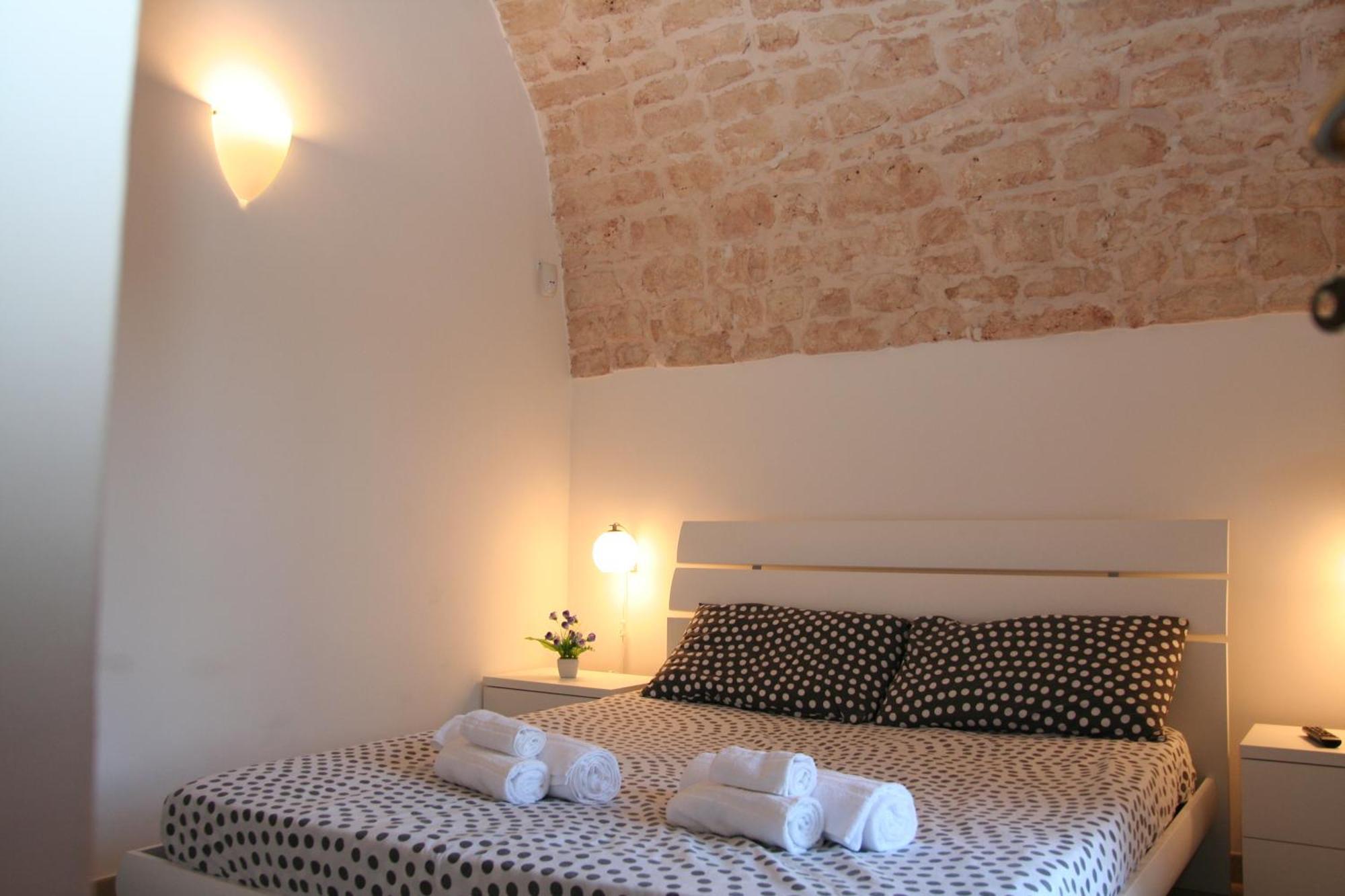 La Dimora Gigante Bed and Breakfast Castellana Grotte Rum bild