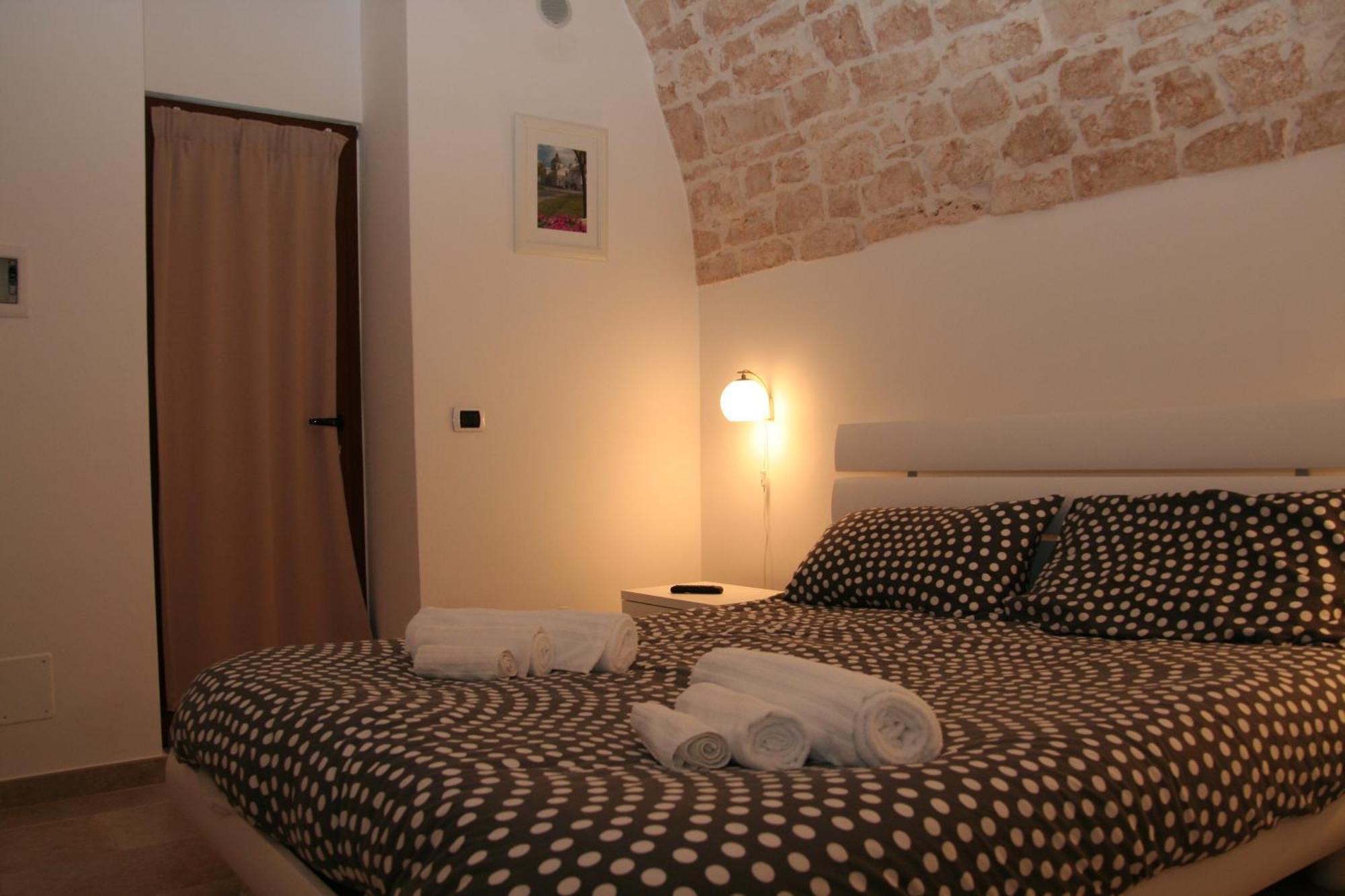 La Dimora Gigante Bed and Breakfast Castellana Grotte Rum bild