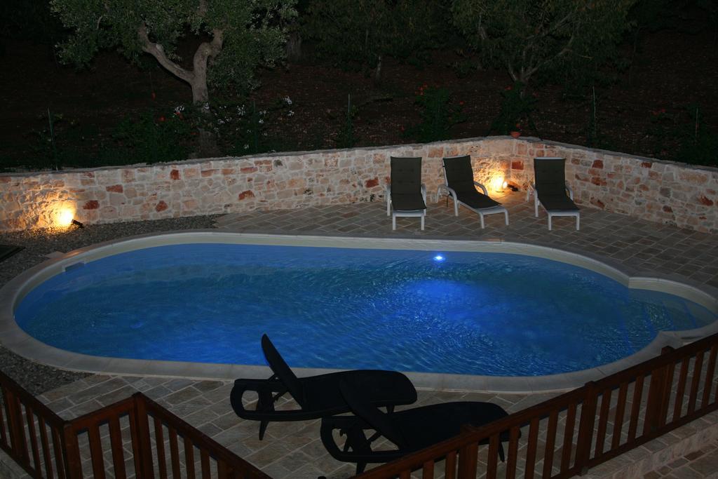 La Dimora Gigante Bed and Breakfast Castellana Grotte Exteriör bild
