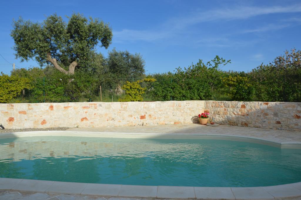 La Dimora Gigante Bed and Breakfast Castellana Grotte Exteriör bild